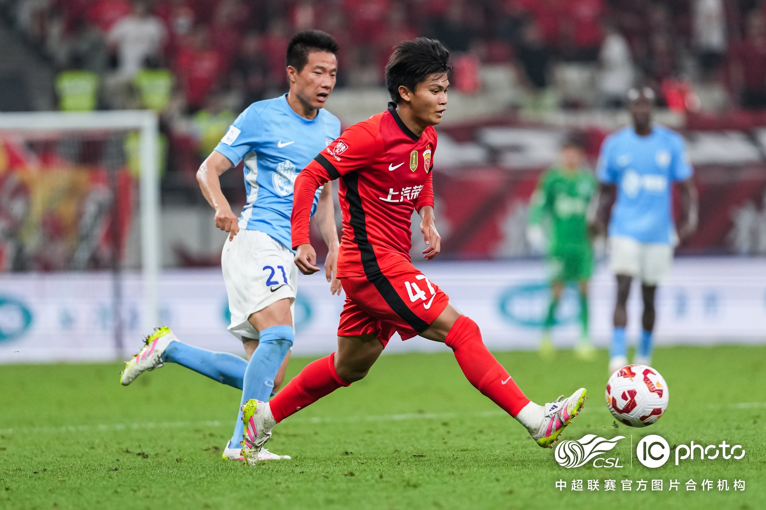 爱游戏入口-欧篮联赛程吃紧，上海海港加时末段止住颓势，话题不断，赛程密集仍需轮换-爱游戏入口